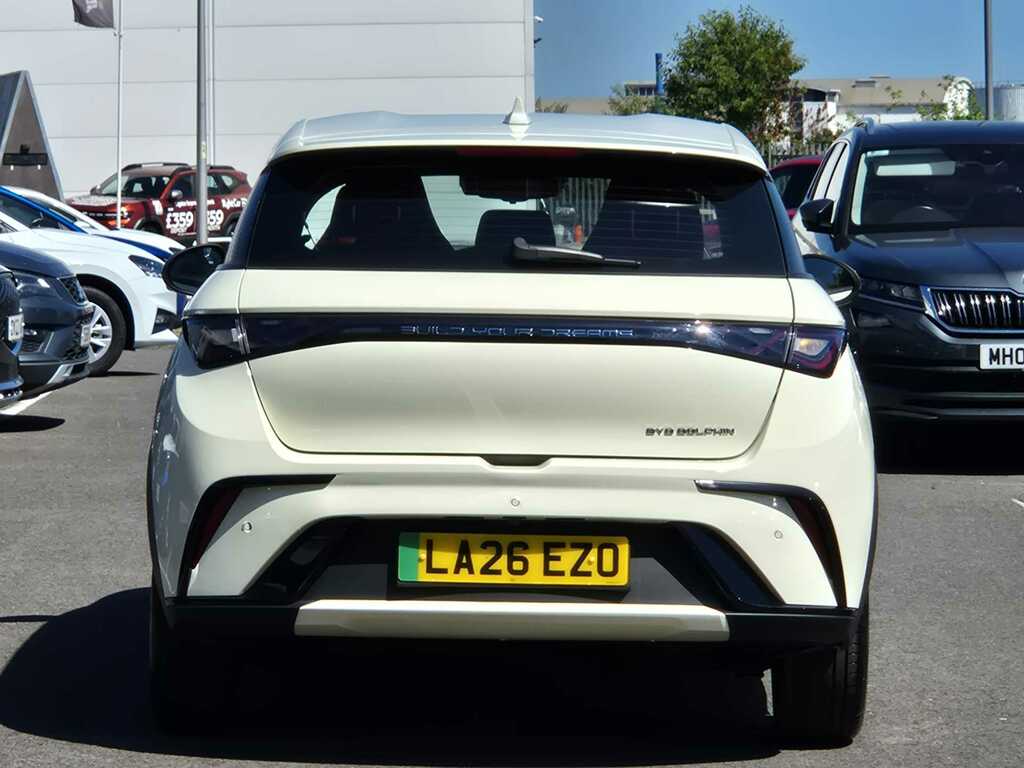Byd Dolphin 70Kw Active 44.9Kwh White #6