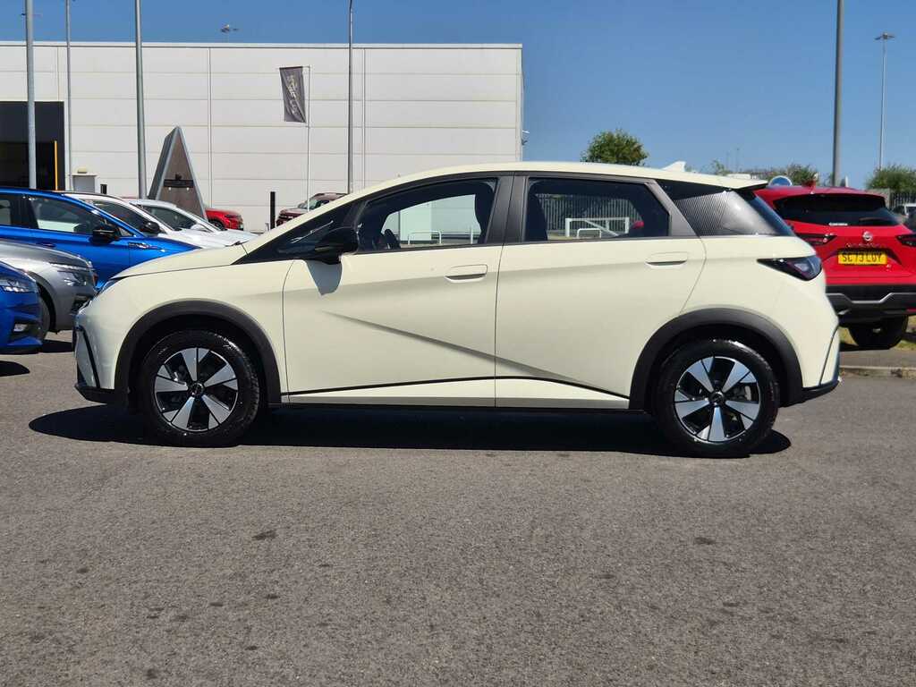Byd Dolphin 70Kw Active 44.9Kwh White #4