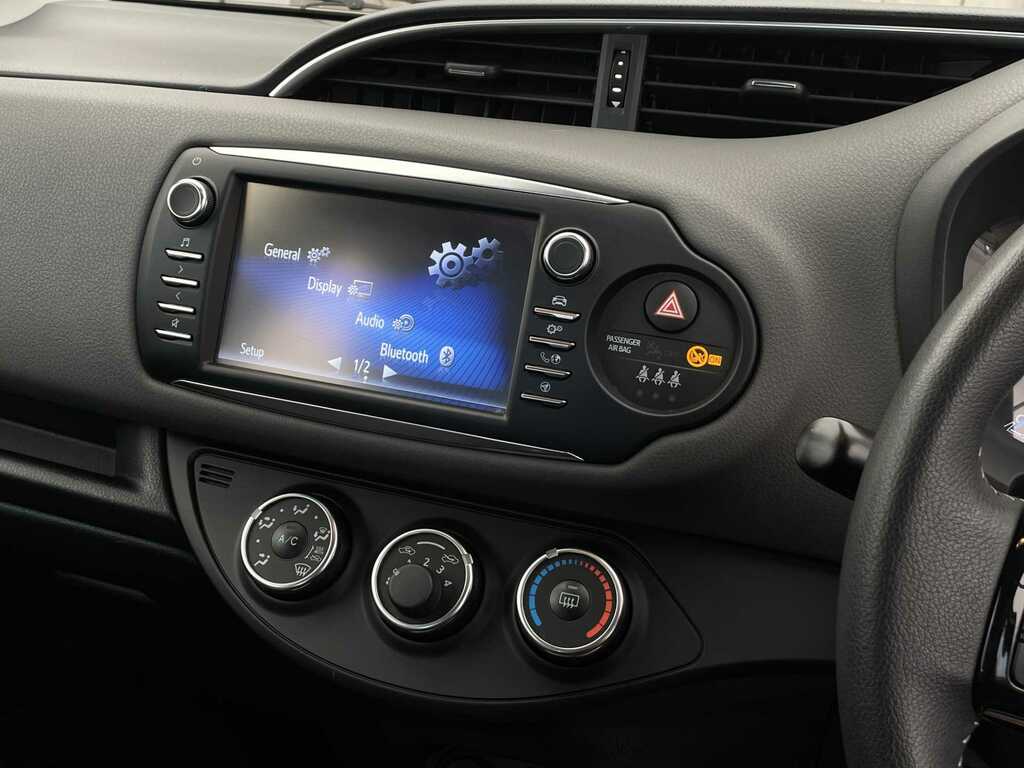 Toyota Yaris Icon Tech Red #34