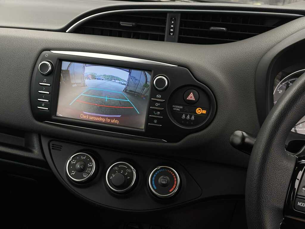 Toyota Yaris Icon Tech Red #36