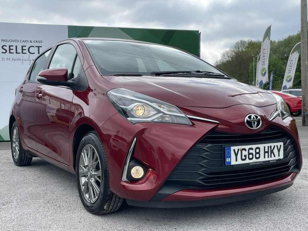 Toyota Yaris Icon Tech Red #12