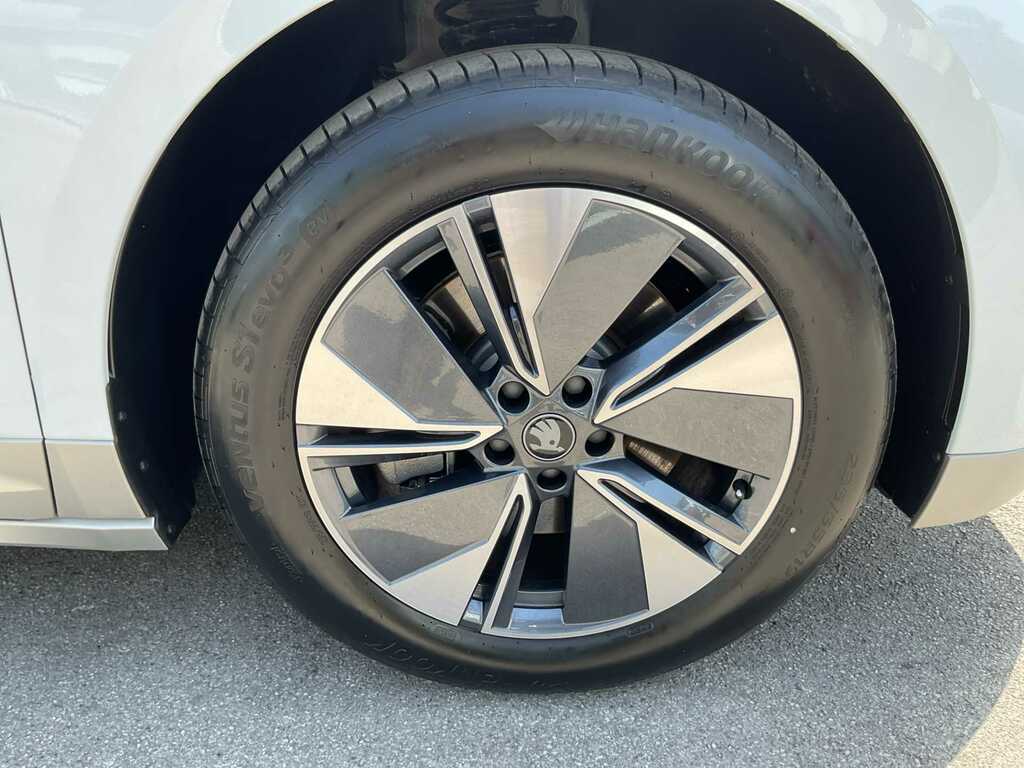 Skoda ENYAQ 210Kw 85 Edition 82Kwh White #5