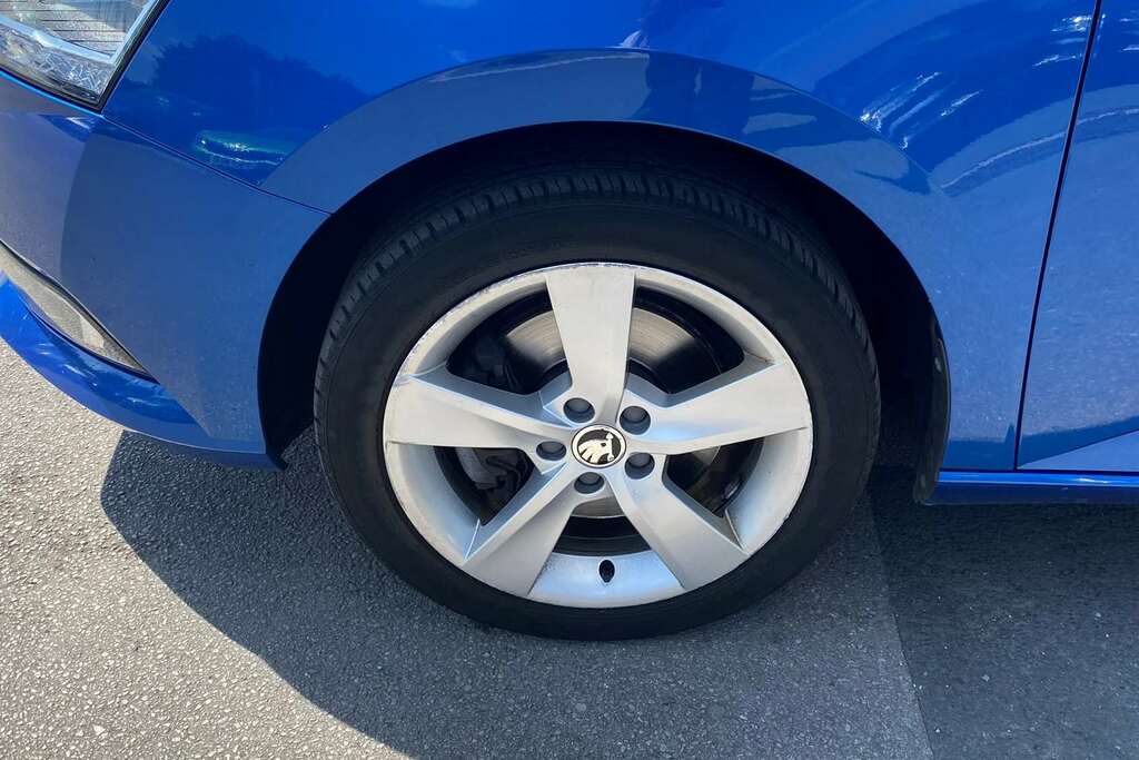 Skoda Fabia 1.0 Tsi 110 Se L Blue #5