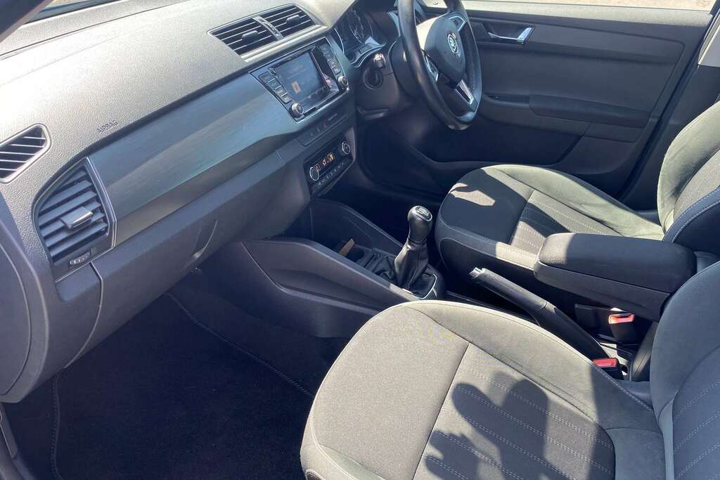 Skoda Fabia 1.0 Tsi 110 Se L Blue #2