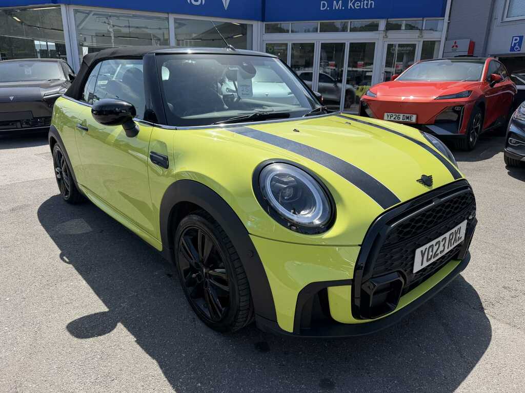Mini Convertible Sport Auto Yellow