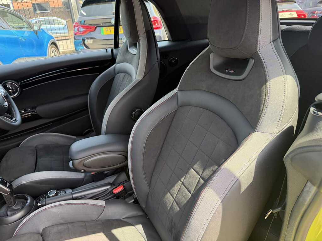 Mini Convertible 2023 2.0 Cooper S Sport Convertible Ste Black #30