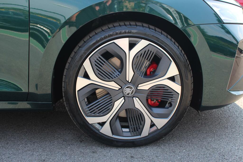 Skoda Octavia Vrs Green #5