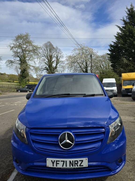 Mercedes-Benz Vito 2.0 114 Cdi Progressive Crew Van G-tronic Rwd No YF71NRZ Blue #4