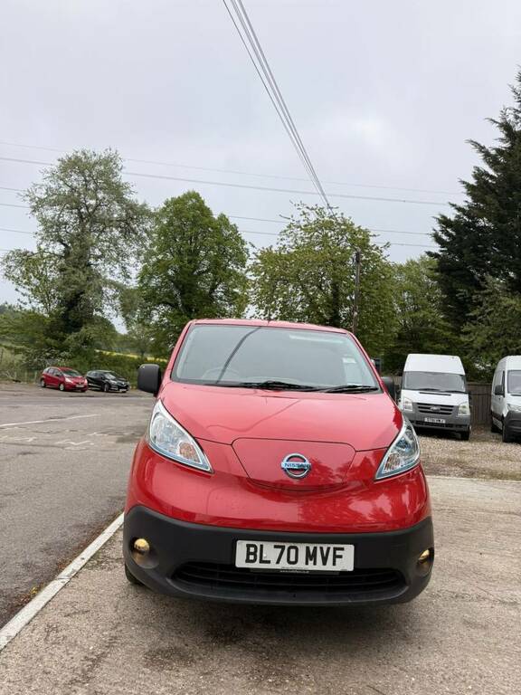 Nissan e-NV200 80Kw Acenta Van 40Kwh Long Range - 2021 70 Red #4