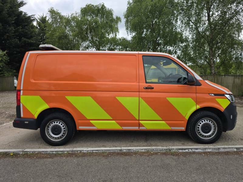 Volkswagen Transporter 2.0 Tdi T32 Startline Swb 150 Ps Dsg - 2 DV21MYZ Orange #6