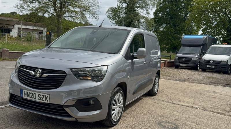 Vauxhall Combo 1.5 Turbo D 2000 Sportive Low Mileage Grey #5