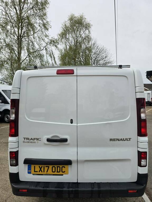 Renault Trafic  White #11