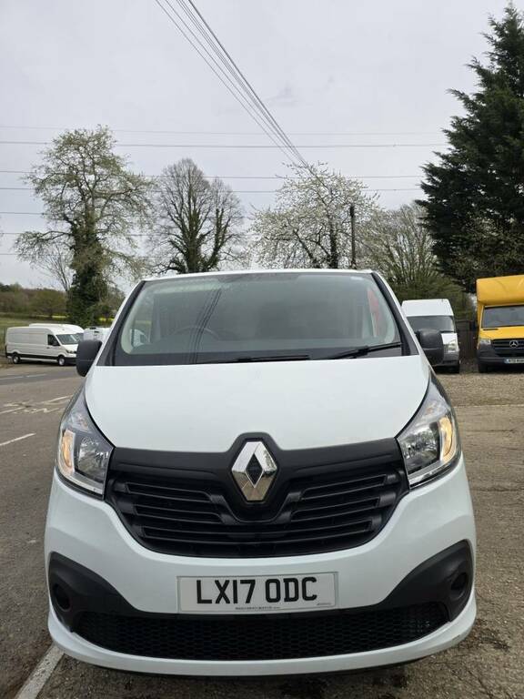 Renault Trafic  White #10