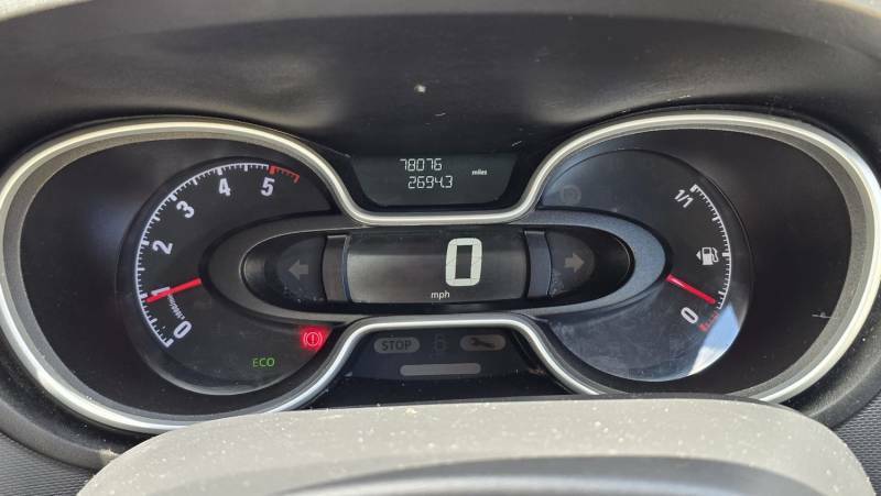 Vauxhall Vivaro Diesel White #17