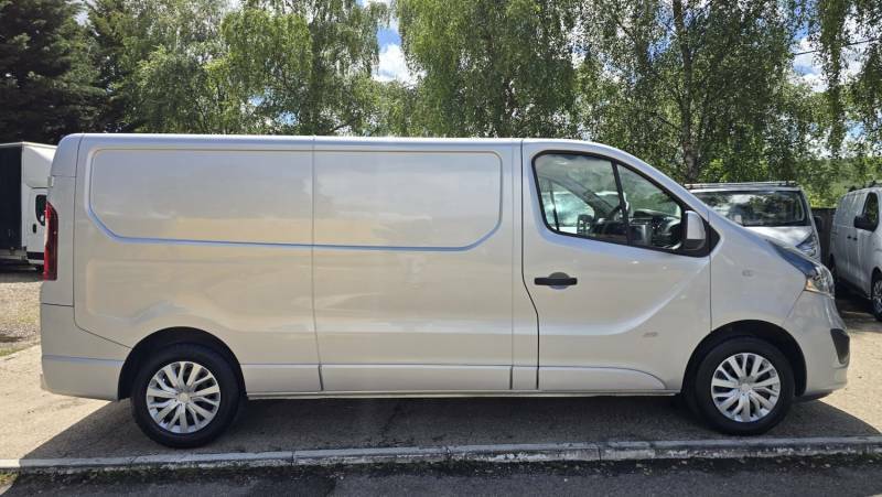 Vauxhall Vivaro 1.6 Cdti 2900 Biturbo Ecotec Sportive L2 Lwb Silver #5