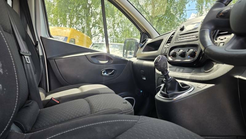 Vauxhall Vivaro Diesel White #20