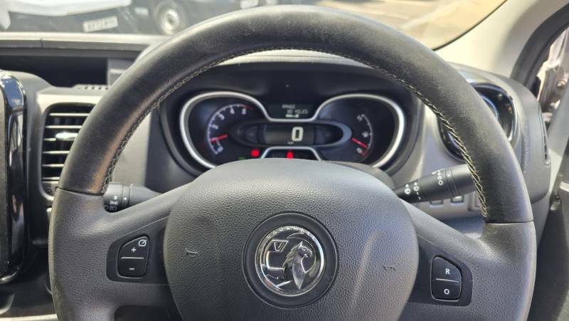 Vauxhall Vivaro Diesel White #16