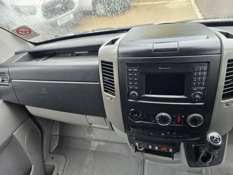 Mercedes-Benz Sprinter 311 Cdi Panel Van White #20