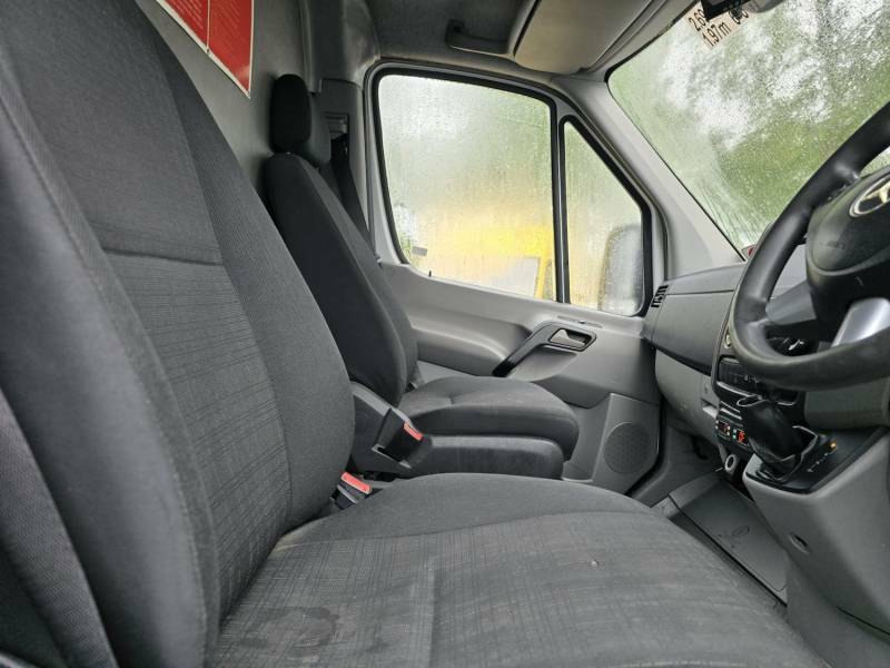 Mercedes-Benz Sprinter 311 Cdi Panel Van White #17