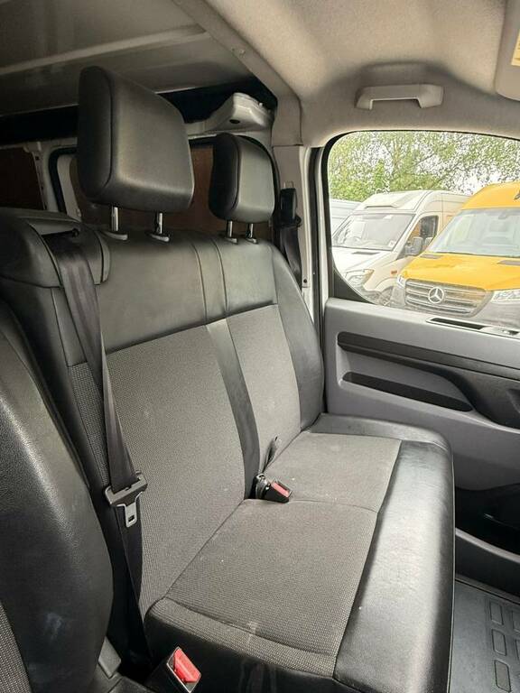 Vauxhall Vivaro 2020 70 1.5 Black #17