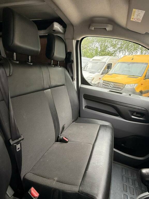 Vauxhall Vivaro 2020 70 1.5 Black #16
