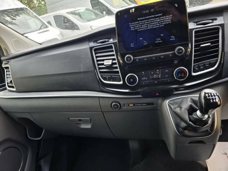 Ford Tourneo Custom 2.0 320 Ecoblue Sport Minibus Double Cab Diese White #27