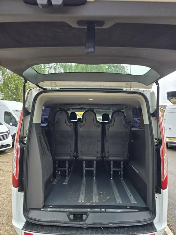 Ford Tourneo Custom 2.0 320 Ecoblue Sport Minibus Double Cab Diese White #12