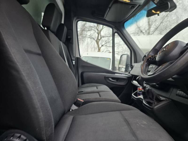 Mercedes-Benz Sprinter 2.0 315 Cdi Progressive Panel Van White #13