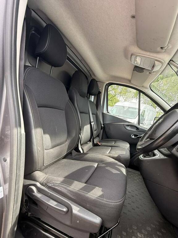 Renault Trafic Sl30 Energy Dci 120 Business Van White #19