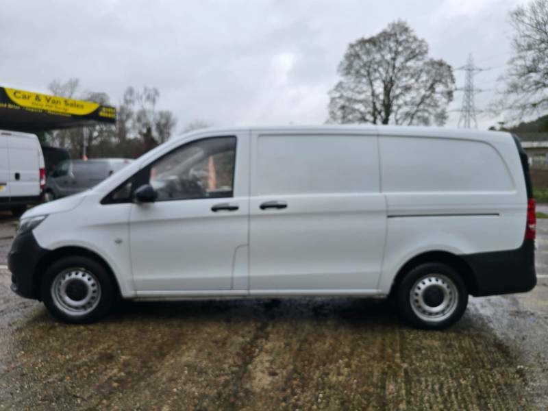 Mercedes-Benz Vito Long 111Cdi Welfare Van #7