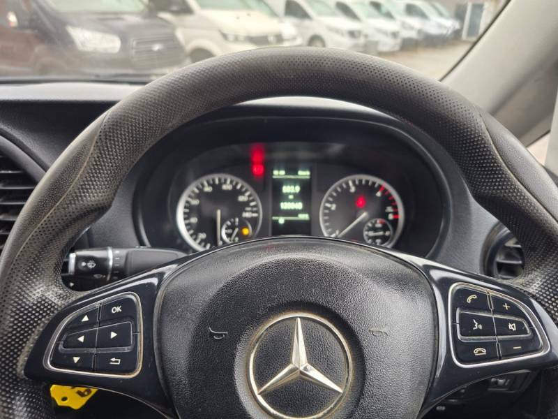 Mercedes-Benz Vito Long 111Cdi Welfare Van #12
