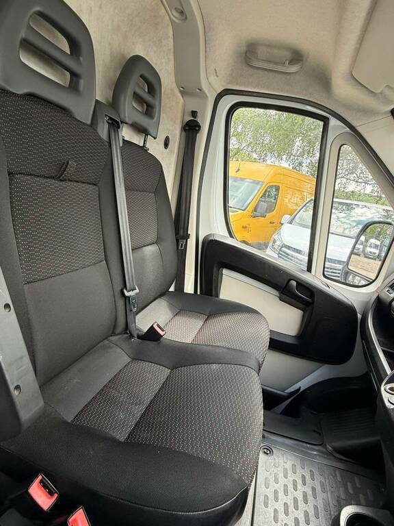 Peugeot Boxer 2L Professional White #15