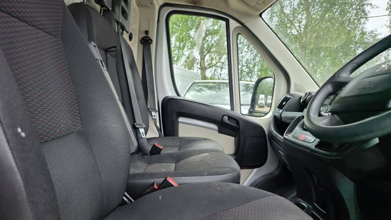 Peugeot Boxer 2.0L Blue Hdi 335 White #14