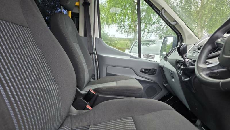 Ford Transit Custom 2.2L Trend Silver #30