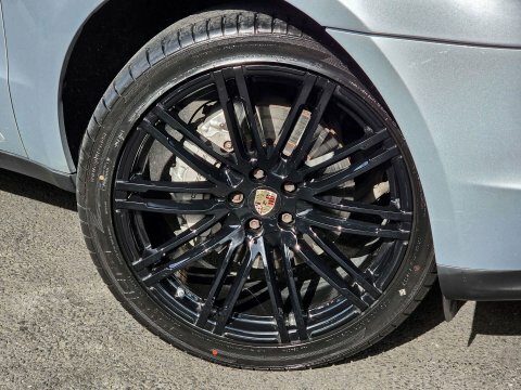 Porsche Macan Suv Grey #11