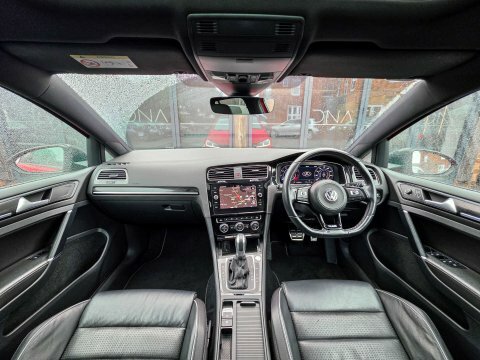 Volkswagen Golf 2.0 Golf R Red #6