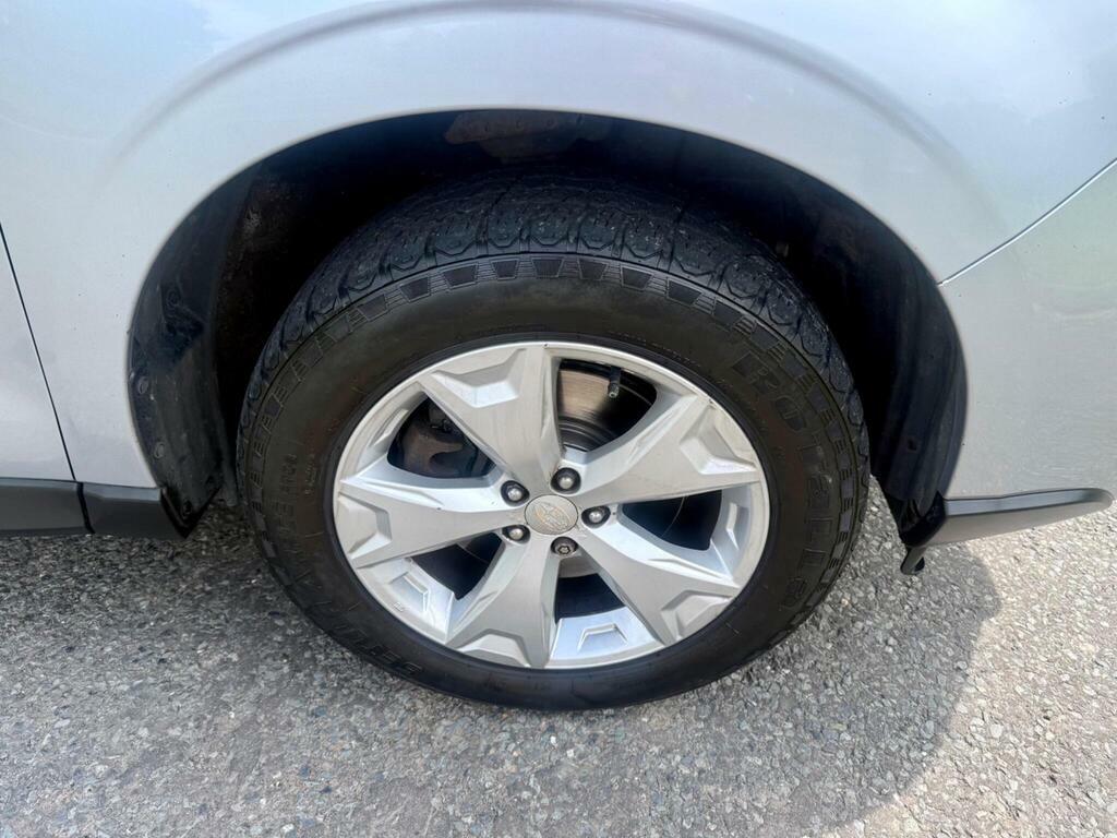 Subaru Forester D Xc White #8
