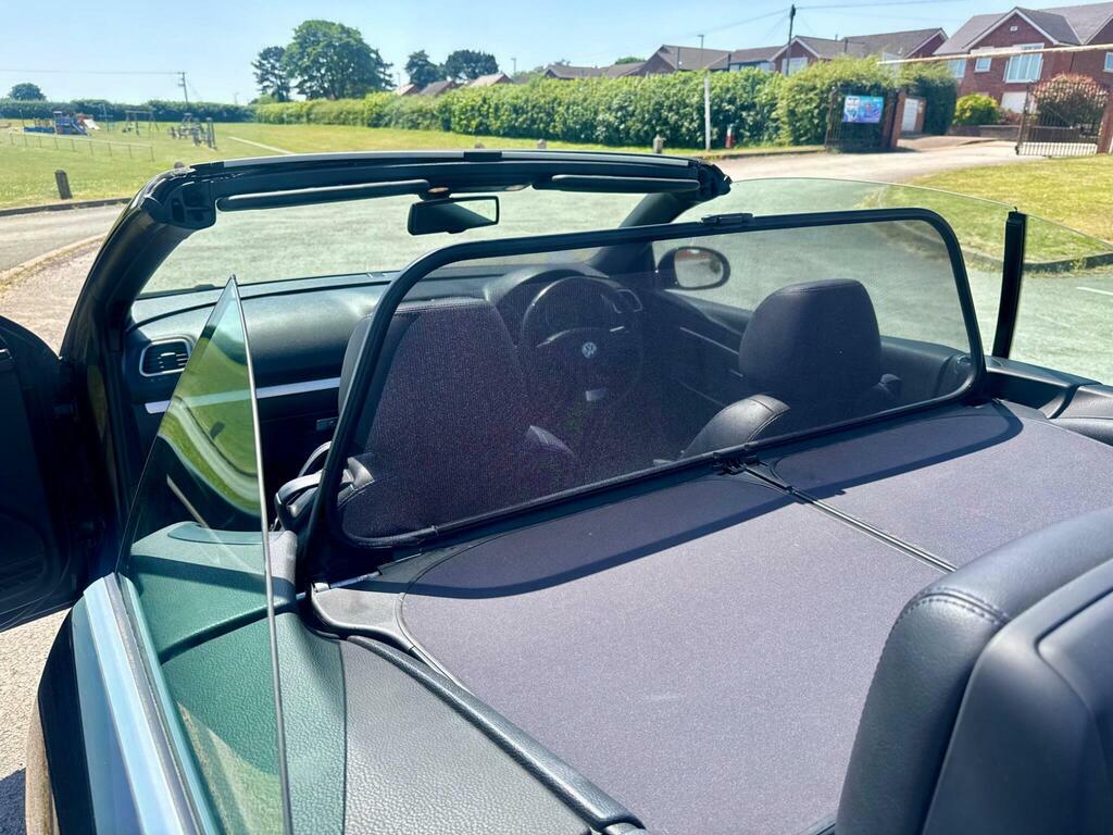 Volkswagen EOS 2L Individual Black #11
