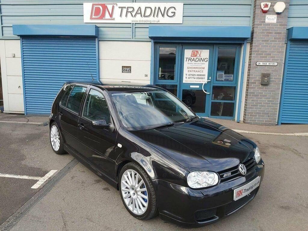 Volkswagen Golf Hatchback 3.2 R32 Hatchback 278 Black