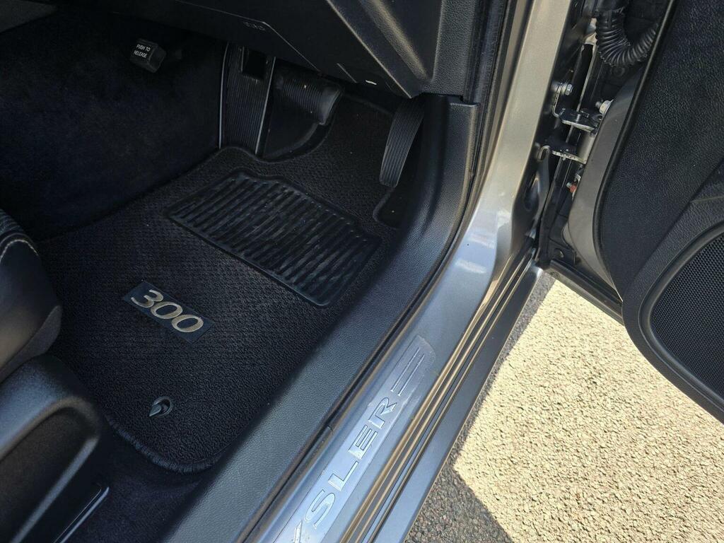 Chrysler 300C 3.0 Crd V6 Limited Euro 5 Black #35