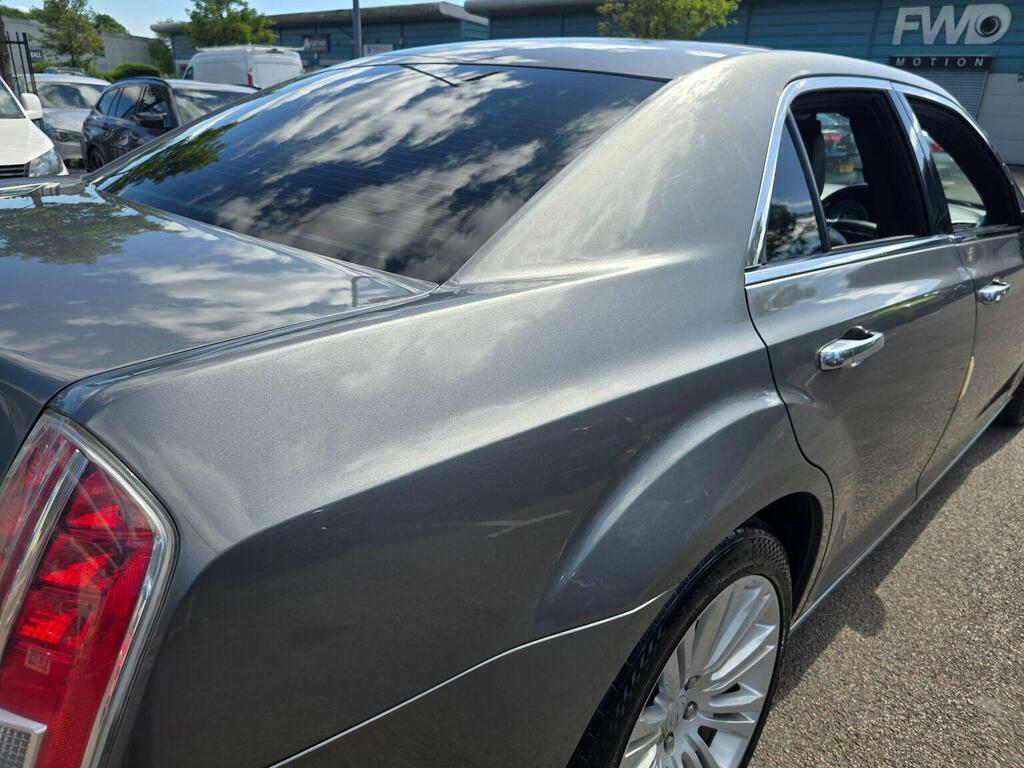 Chrysler 300C Crd Executive Grey #100