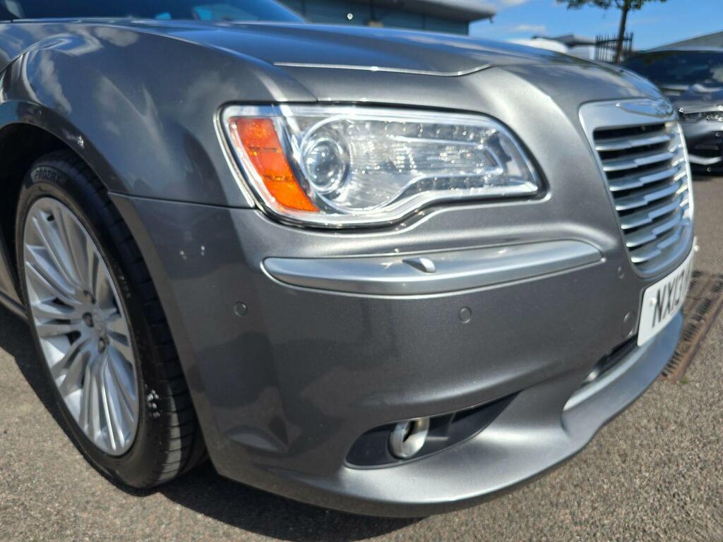Chrysler 300C 3.0 Crd V6 Limited Euro 5 Black #77
