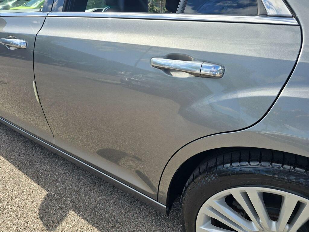 Chrysler 300C 3.0 Crd V6 Limited Euro 5 Black #92