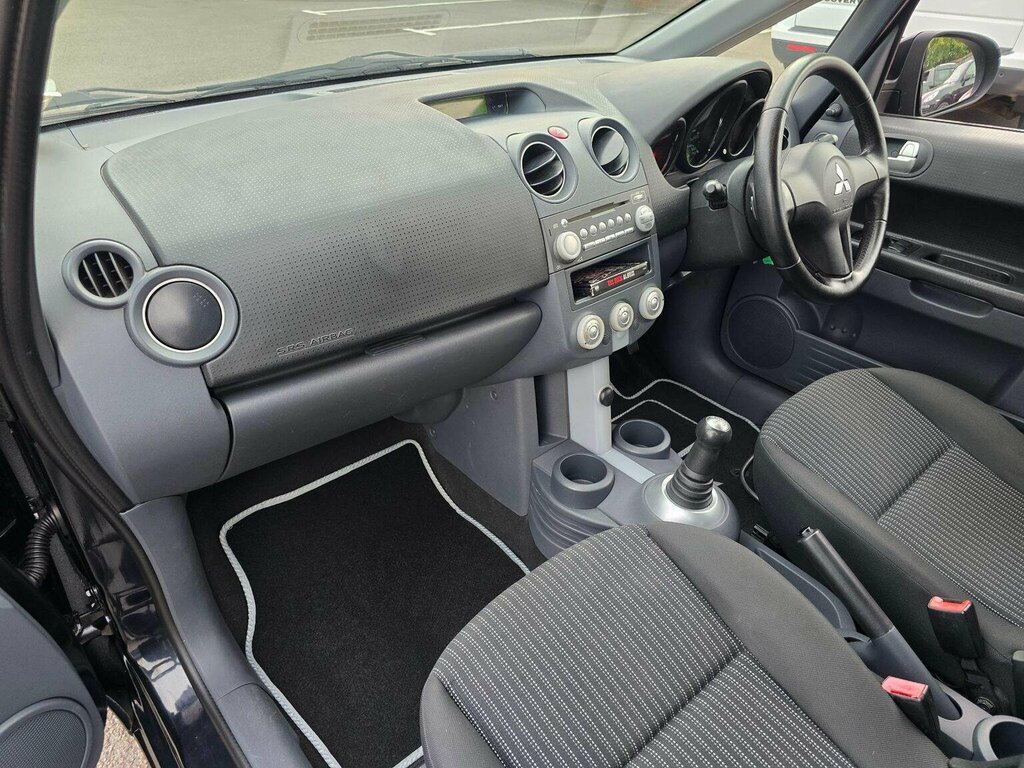 Mitsubishi Colt Di-d Cz2 Blue #30