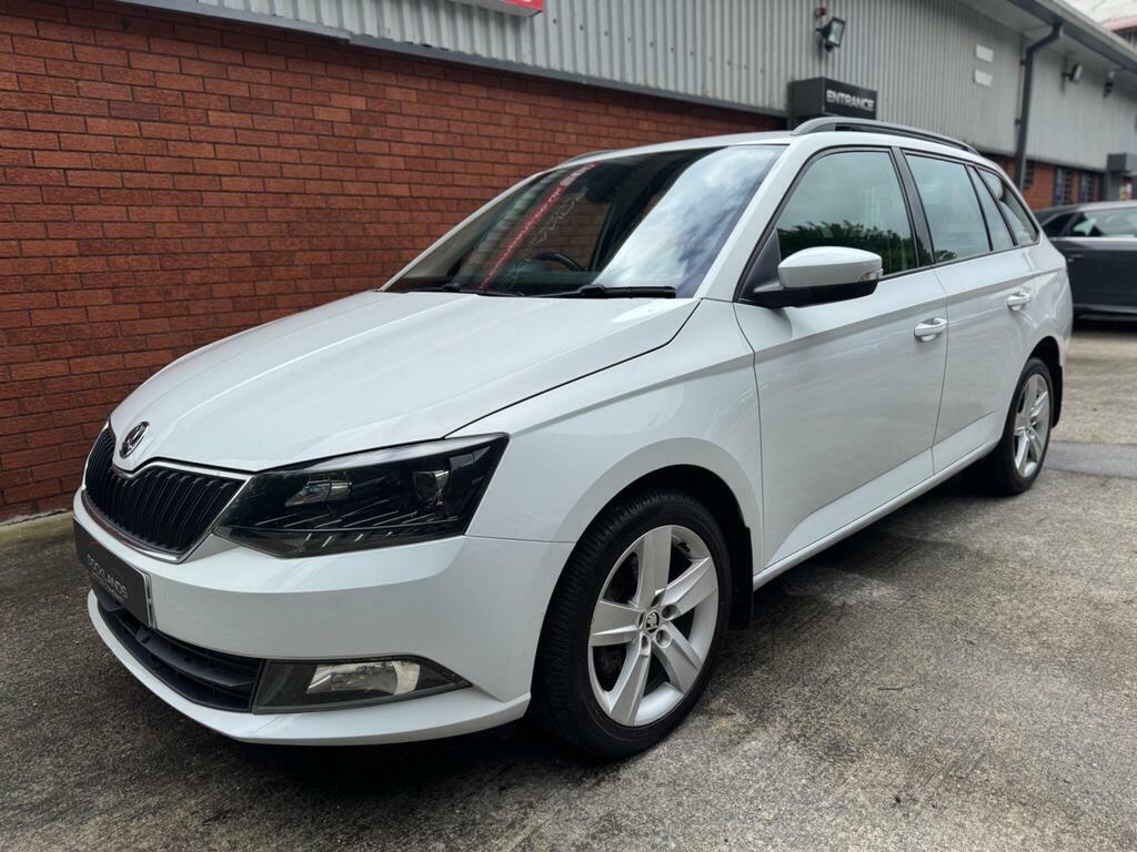 Skoda Fabia 1.0 Tsi Se L Dsg Euro 6 S S White