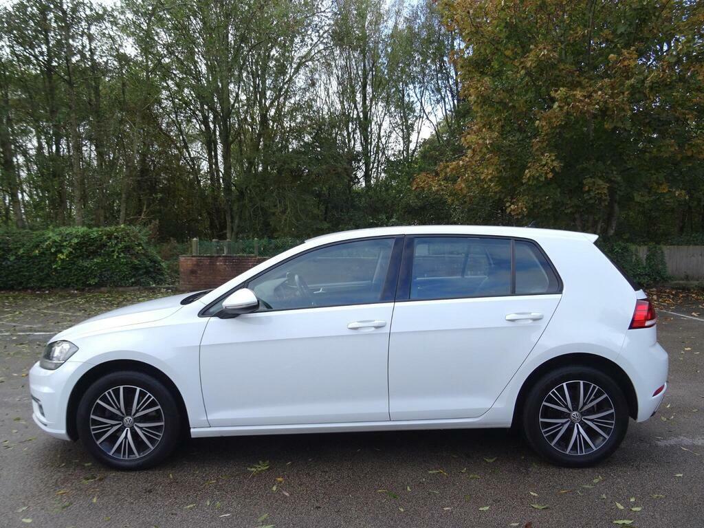 Volkswagen Golf 1.0 Tsi Se Euro 6 S S White #4