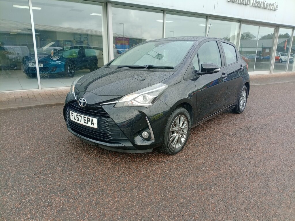 Toyota Yaris 1.0 Vvt-i Icon Black #3
