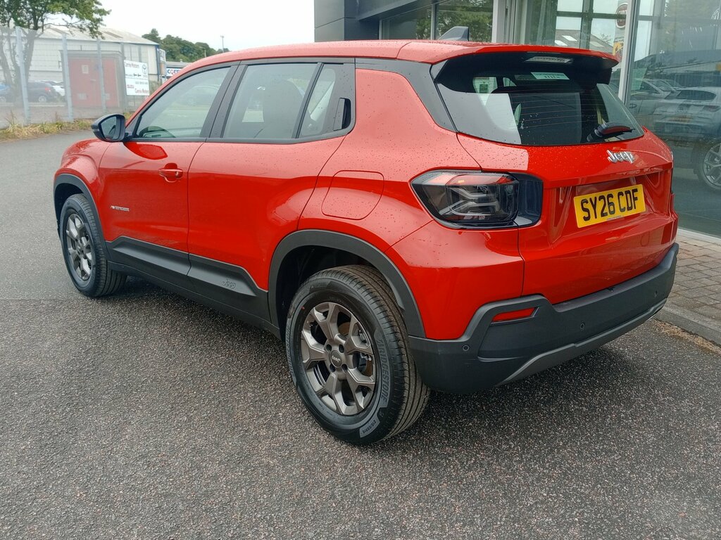 Jeep Avenger 1.2 Longitude Red #4
