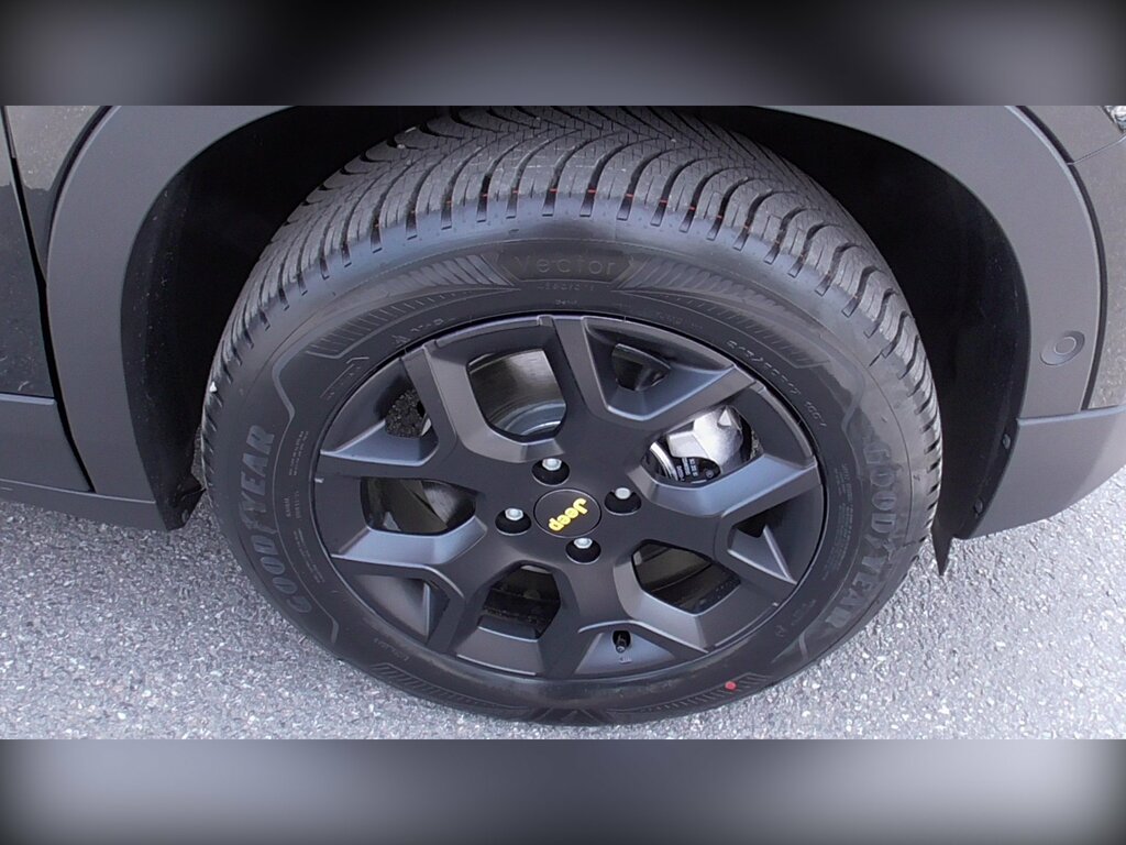 Jeep Avenger 1.2 E-hybrid Summit Dct Grey #7