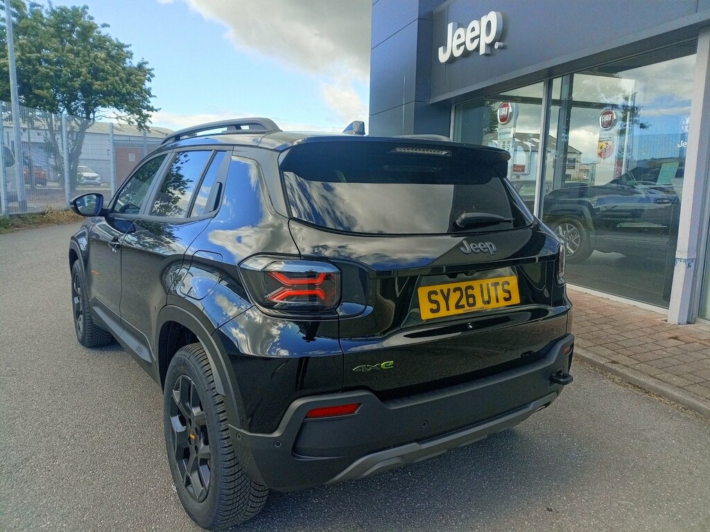 Jeep Avenger 1.2 E-hybrid The North Face Dct E-awd Black #2